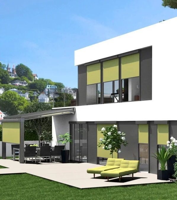 Erhardt Vertical Screen Window Awning